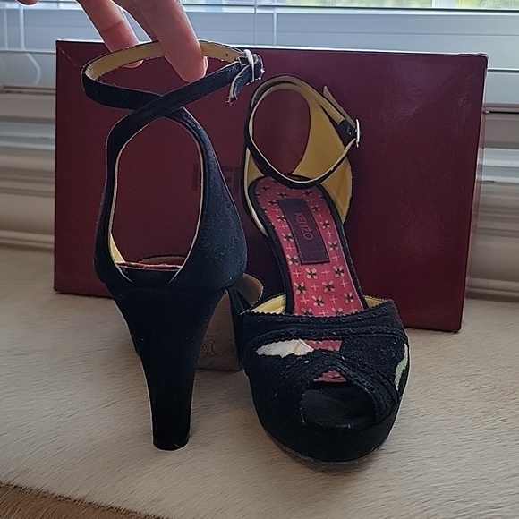 Kenzo Shoes - Kenzo Sandal Heels